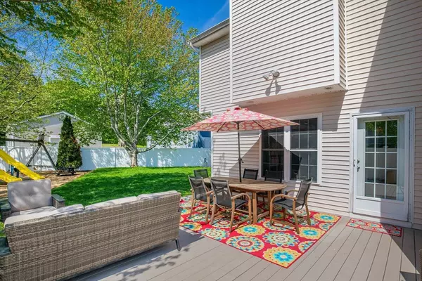 Amesbury, MA 01913,37 Mill Street