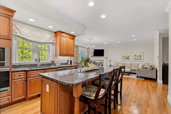 North Andover, MA 01845,9 Chatham Cir