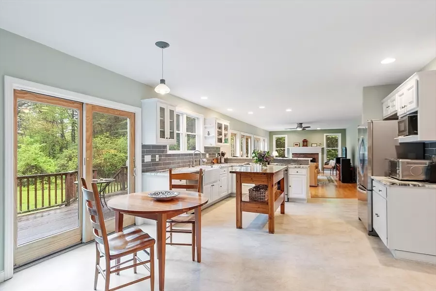 87 Wheeler Rd, Stow, MA 01775