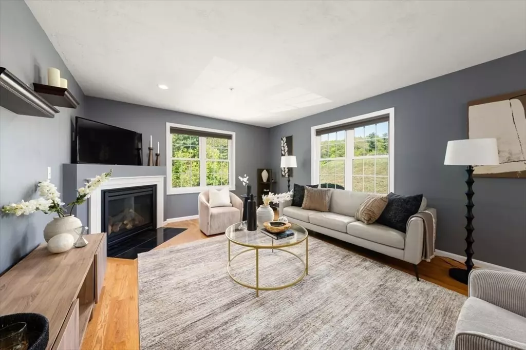 Hopkinton, MA 01748,4 Patriots Blvd #4