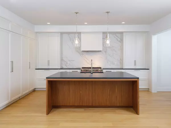 100 Linden Street #203, Wellesley, MA 02482