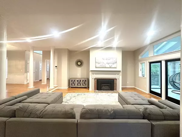 Concord, MA 01742,104 Channing Rd