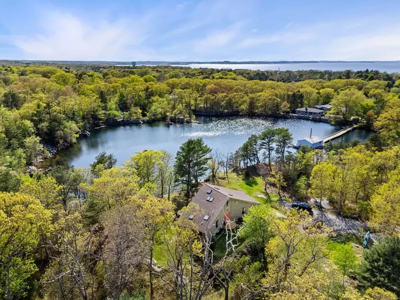 49 Woodbury Street, Gloucester, MA 01930