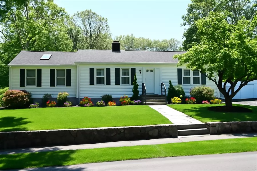 48 Taylor Street, Needham, MA 02494