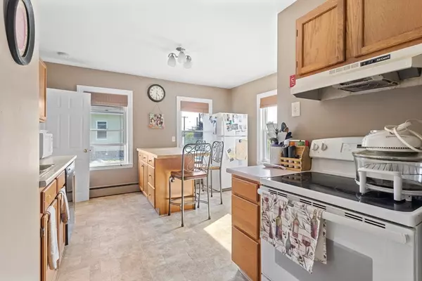 Worcester, MA 01606,82 Brooks St