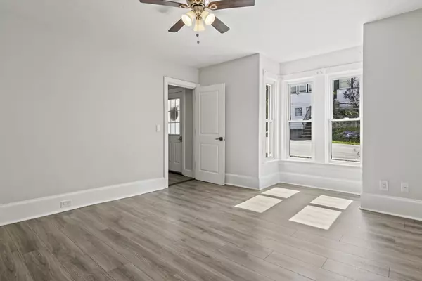 Ayer, MA 01432,10 Jackson Street