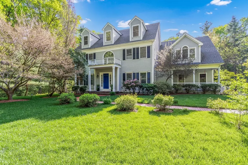 Dover, MA 02030,153 Walpole St