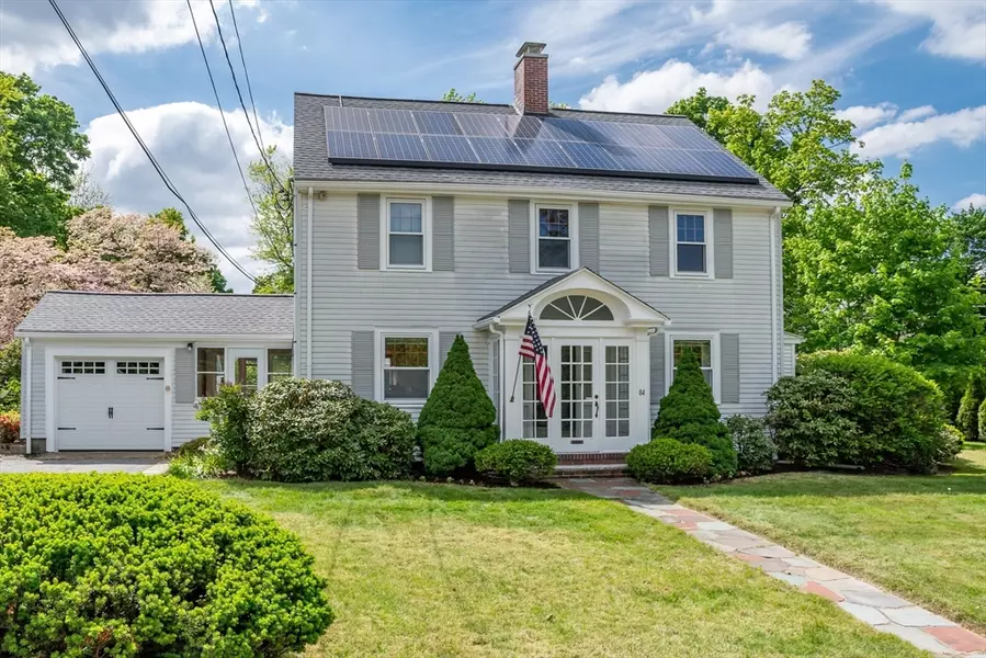 84 Walnut St, Natick, MA 01760