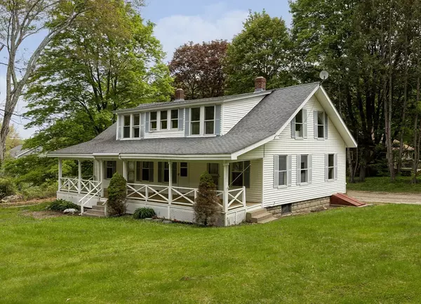 Grafton, MA 01560,67 Maple Ave