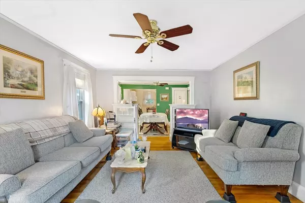 Quincy, MA 02170,176 N Central Ave