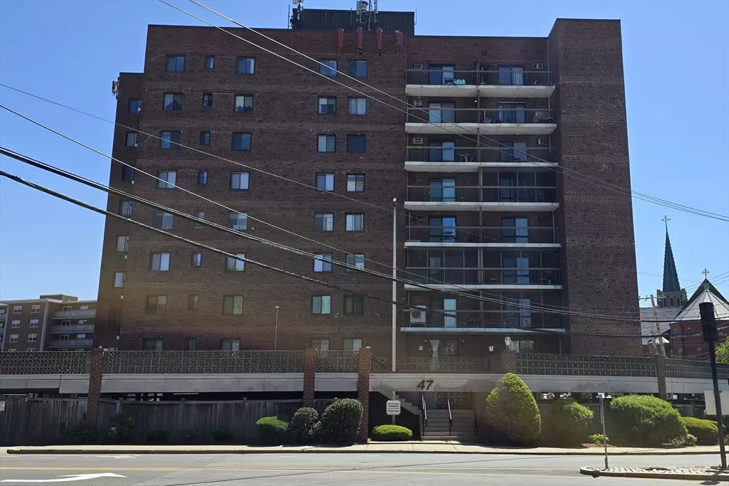 Arlington, MA 02474,47 Mystic St #4E