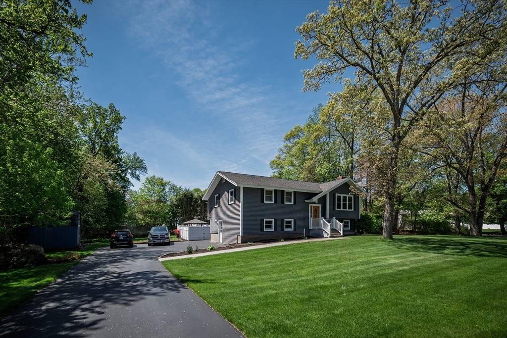 Hudson, MA 01749,26 John Robinson Dr