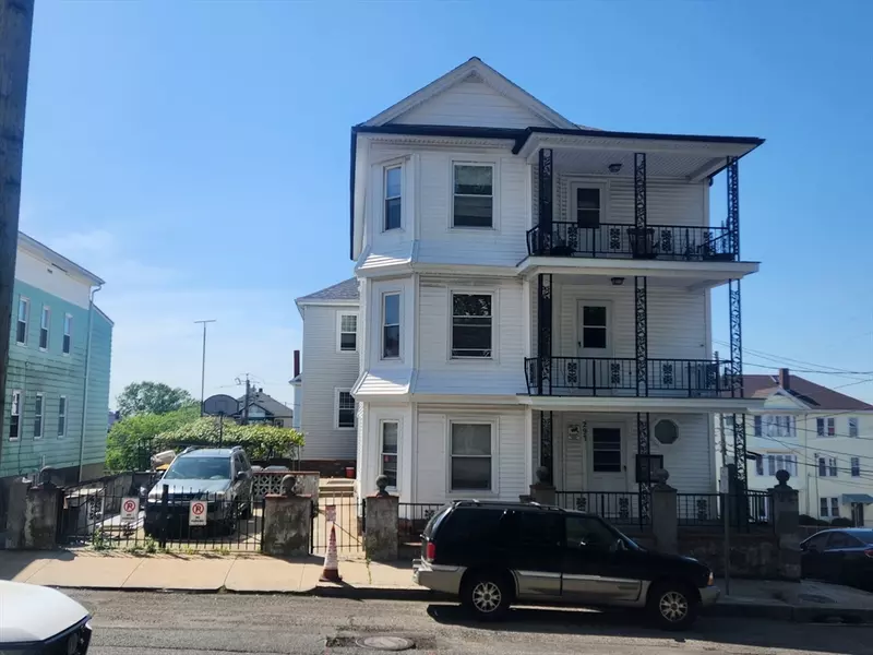 297 Union Street, Fall River, MA 02721