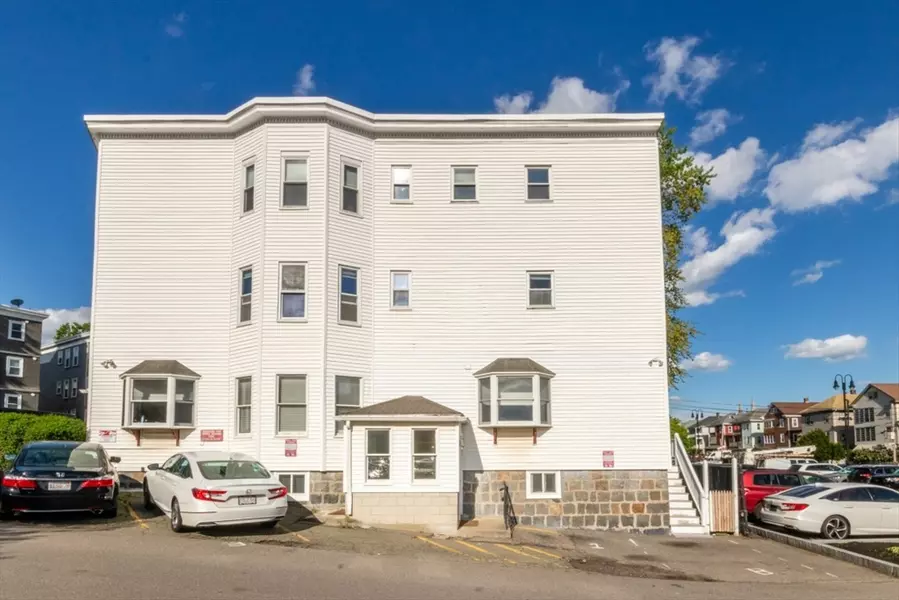 176 Minot St #B, Boston, MA 02122