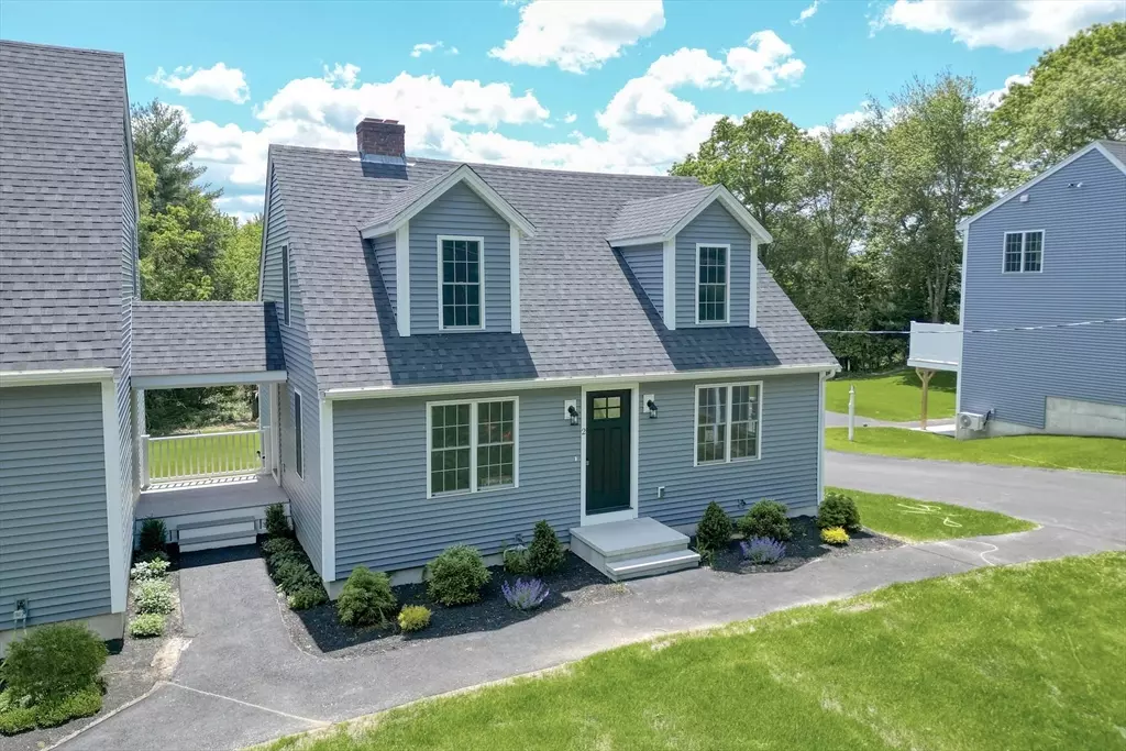 Hanson, MA 02341,1407 Main St #2