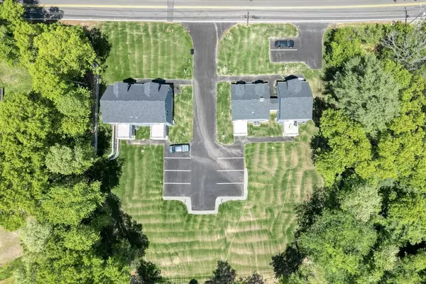 Hanson, MA 02341,1407 Main St #2