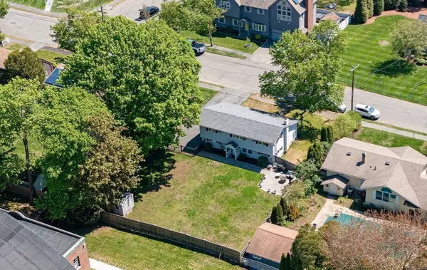 Beverly, MA 01915,32 Hathaway Ave