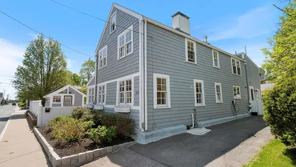 Newburyport, MA 01950,226 Water St