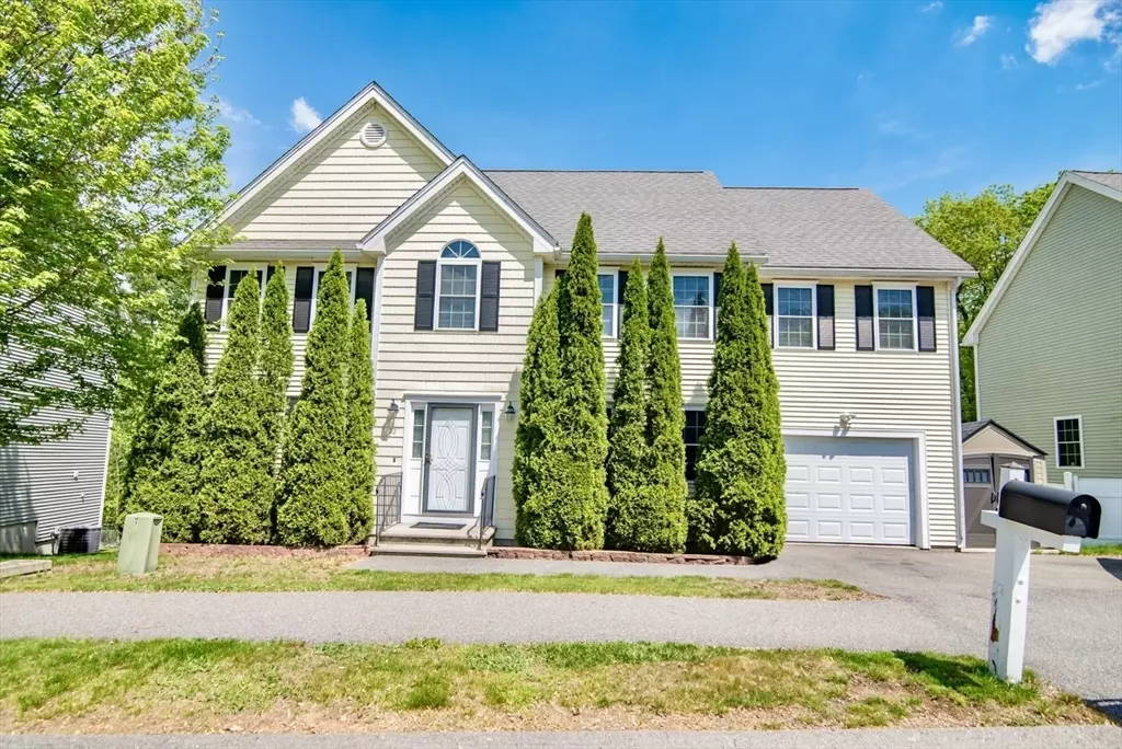 Westford, MA 01886,12 Kestrel Ln #7