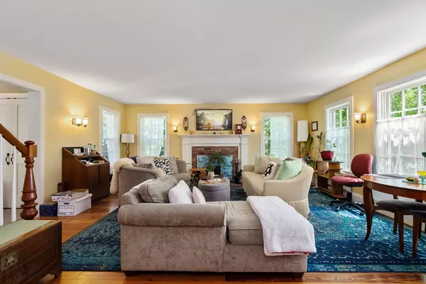 257 Central Acton, MA 01720