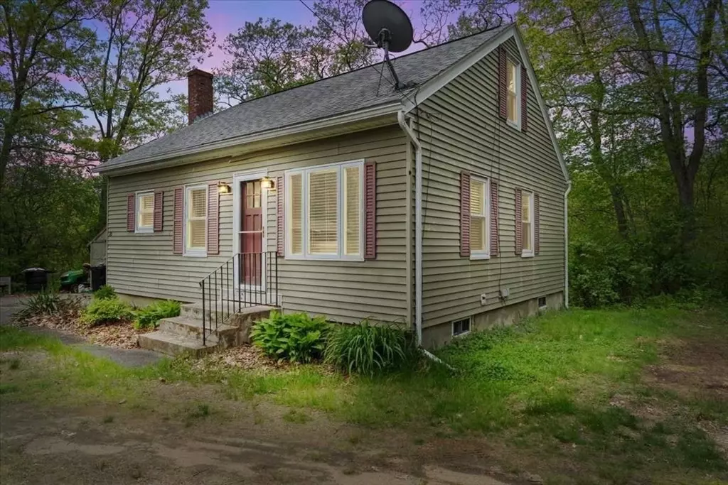 Athol, MA 01331,20 Pinedale Ave