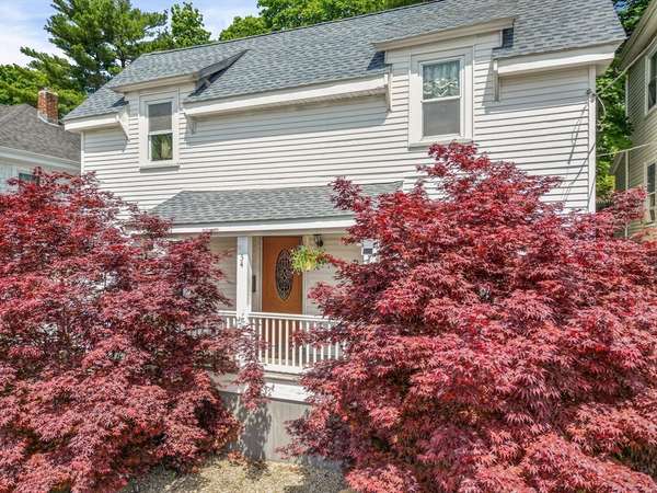 34 Prout St, Quincy, MA 02169