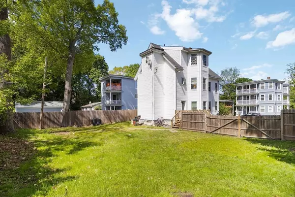 Brockton, MA 02301,12 Connecticut Pl