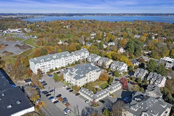 Marblehead, MA 01945,33 Intrepid Circle #405
