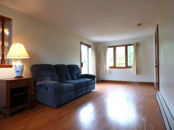 Ludlow, MA 01056,601 Chapin St