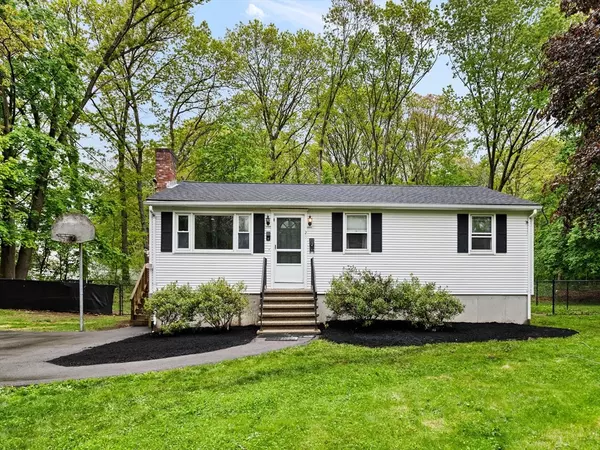 25 Fleming Avenue, Andover, MA 01810