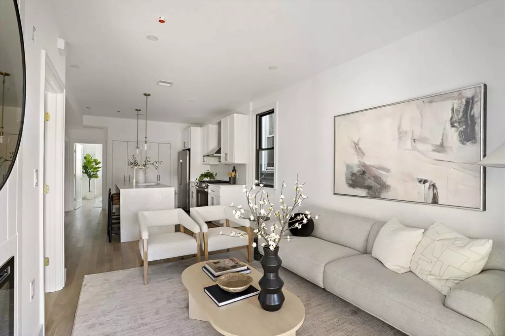 Boston, MA 02128,100 Bennington Street #3
