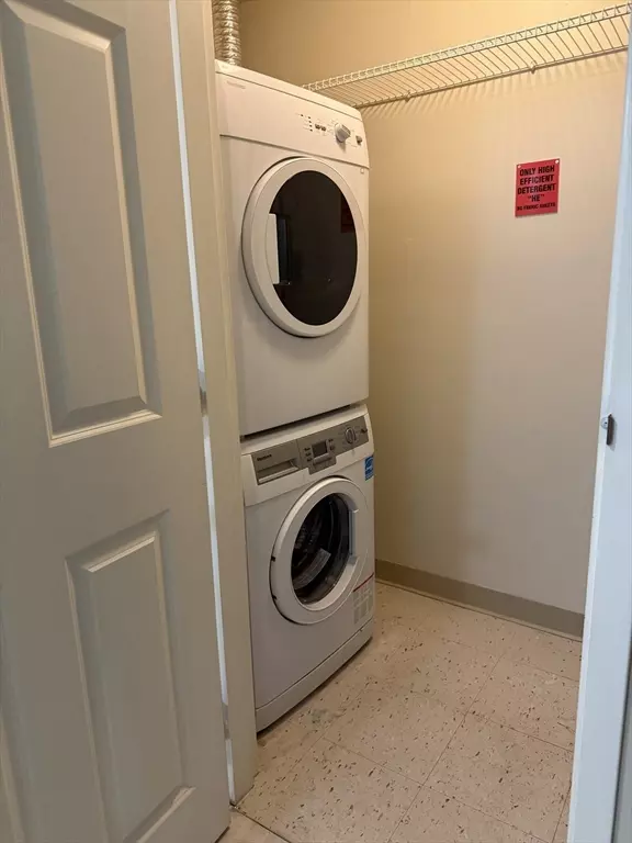 Malden, MA 02148,10 Florence St #103