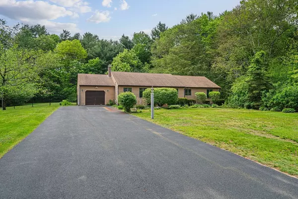 Halifax, MA 02338,68 Cranberry Dr