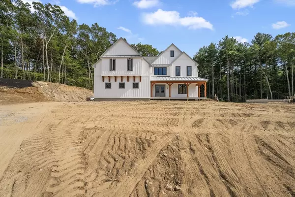 8 Lorenzo Drive, Southborough, MA 01772