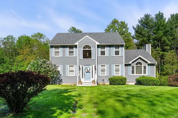 11 Hammond Farm Rd, Haverhill, MA 01832