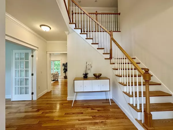 Lexington, MA 02420,14 Pine Knoll Rd