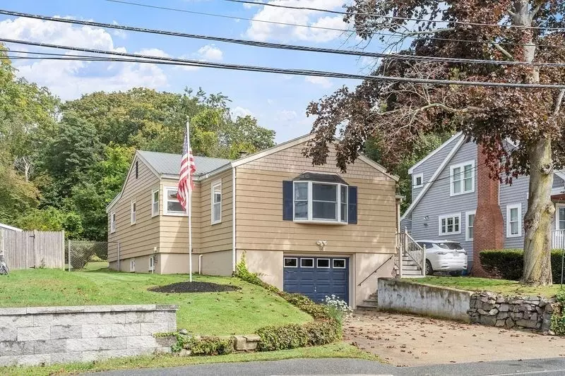 Nahant, MA 01908,68 Spring Road