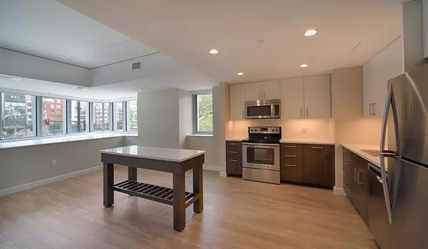 Cambridge, MA 02142,270 3rd Street #411