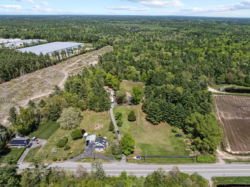 Middleboro, MA 02346,671 Wareham Street