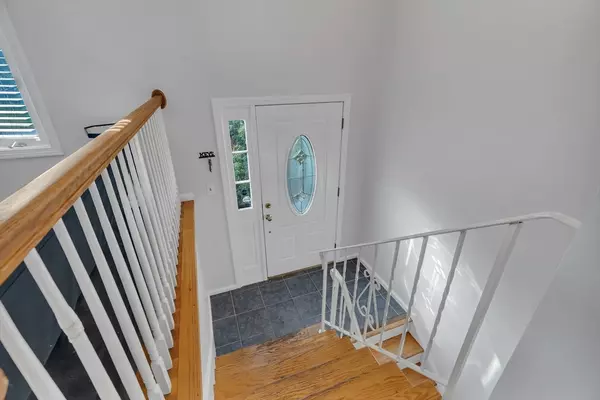 North Attleboro, MA 02760,53 Mount Hope St