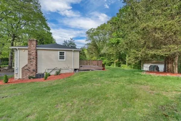 North Attleboro, MA 02760,53 Mount Hope St