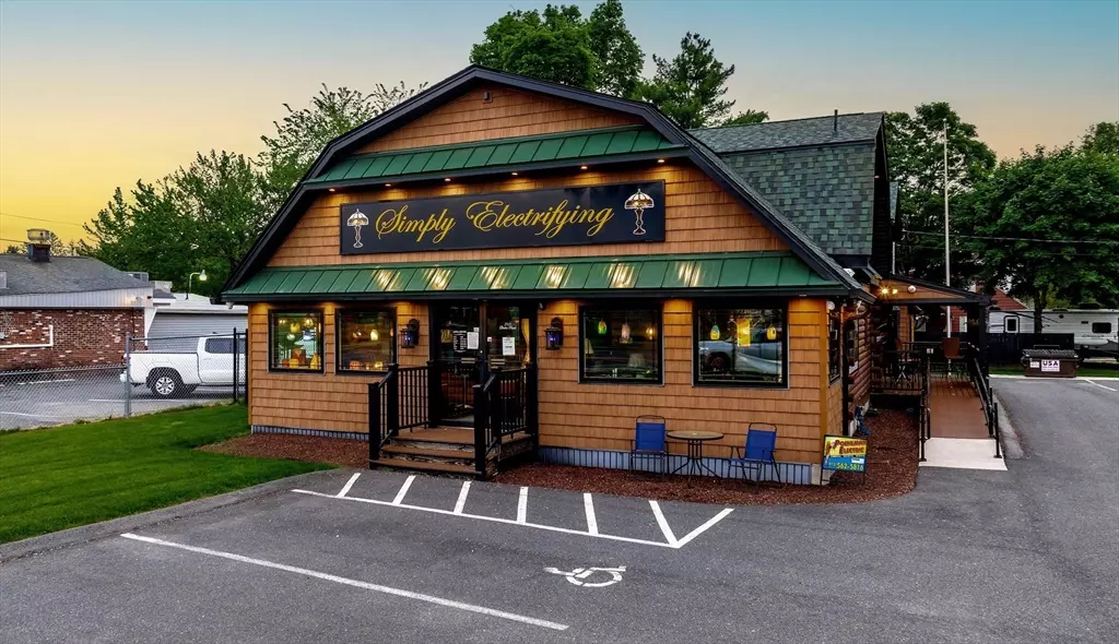 2511-2493 Boston Road, Wilbraham, MA 01095