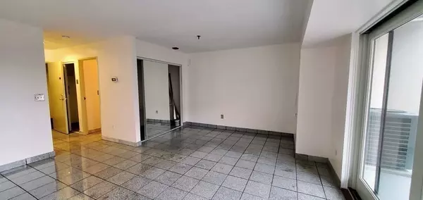 Quincy, MA 02171,133 Commander Shea Blvd #315