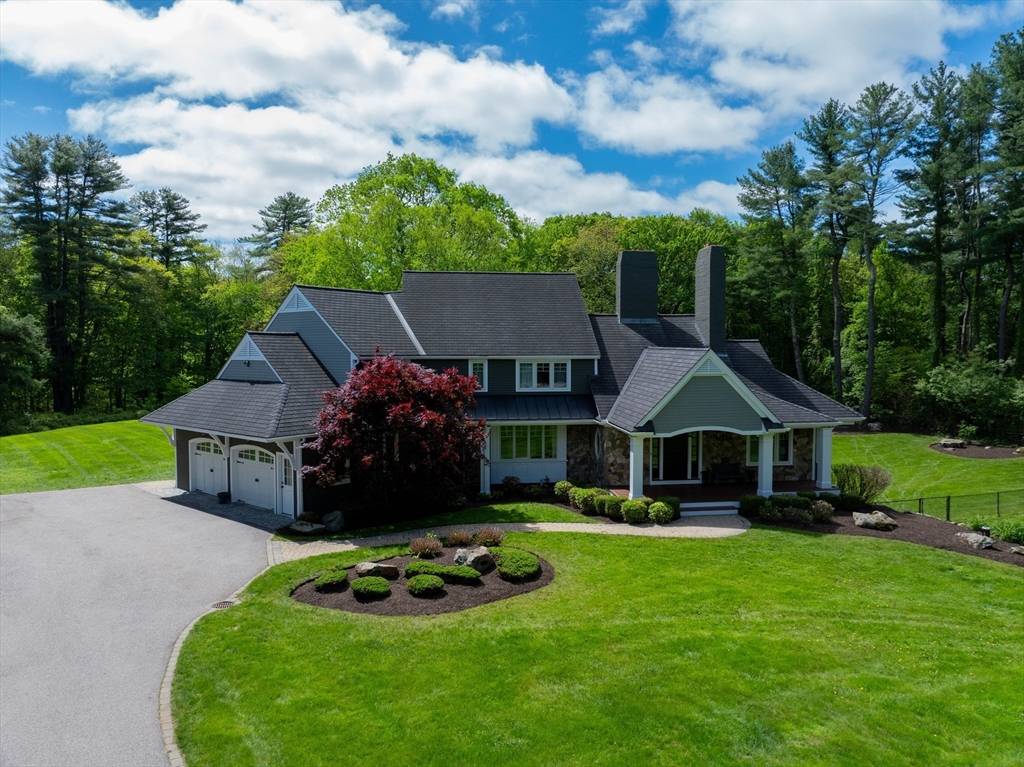 Hopkinton, MA 01748,121 Pond St