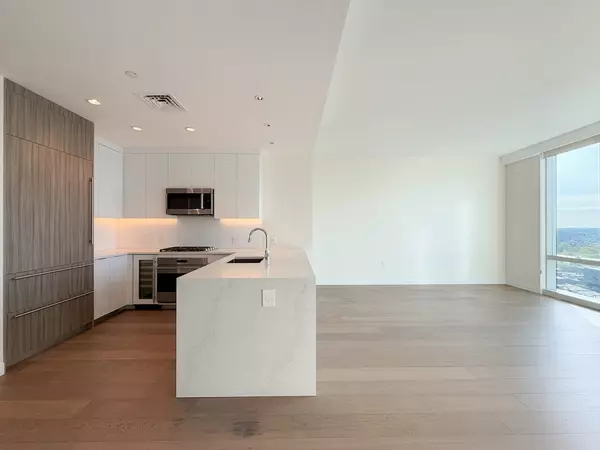 Boston, MA 02215,188 Brookline Ave #20B