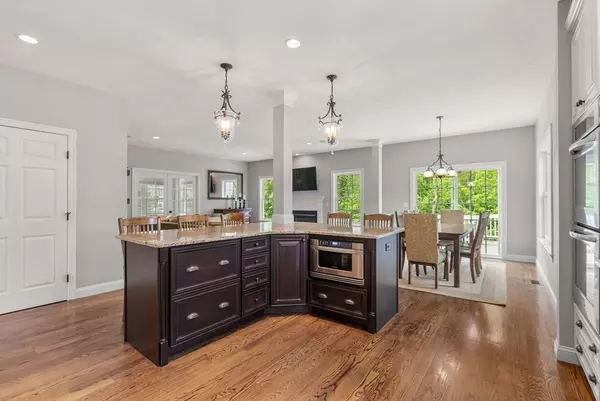 Shrewsbury, MA 01545,23 Crimson Drive
