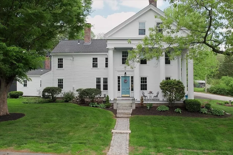 44 North St, Grafton, MA 01519