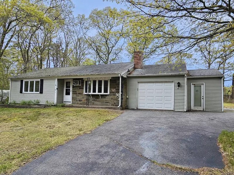 61 Coolidge Rd, Yarmouth, MA 02673