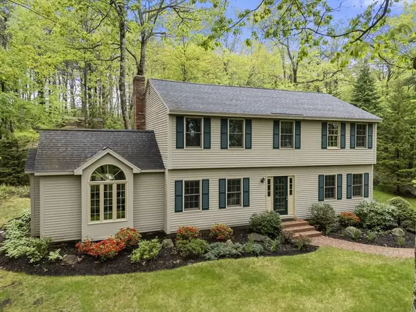 65 Howard St,  Paxton,  MA 01612