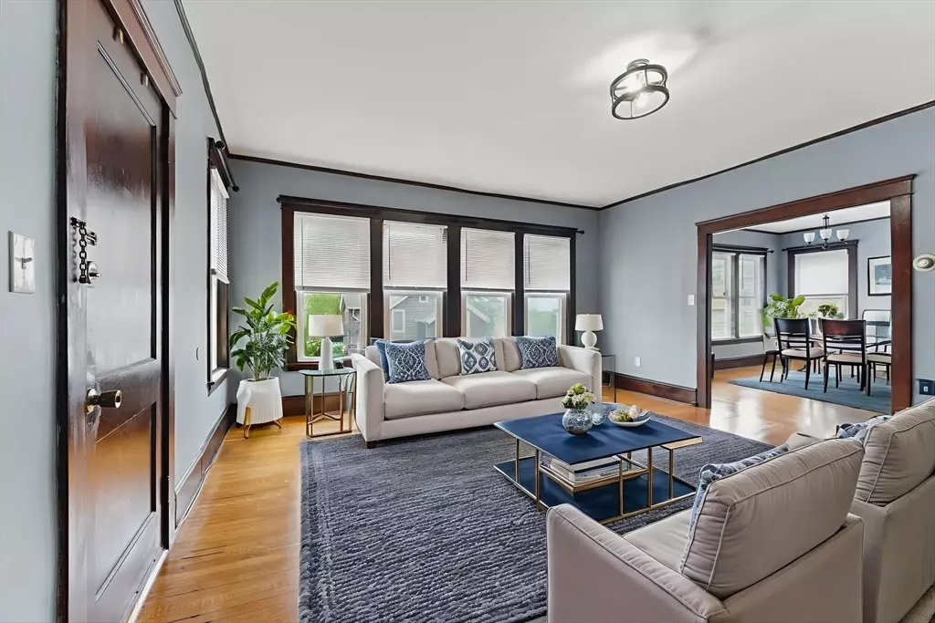 Fall River, MA 02720,466 Locust St #2